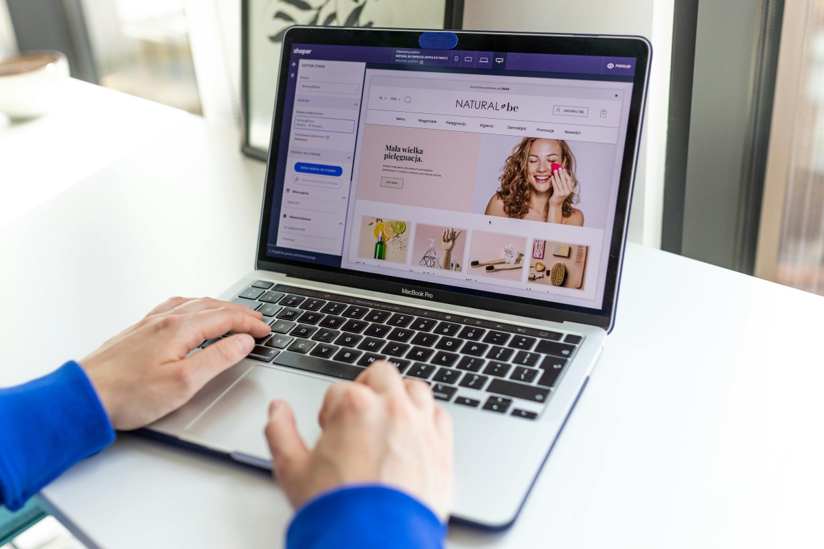 Why Hire a Marketing Agency for eCommerce Marketing?